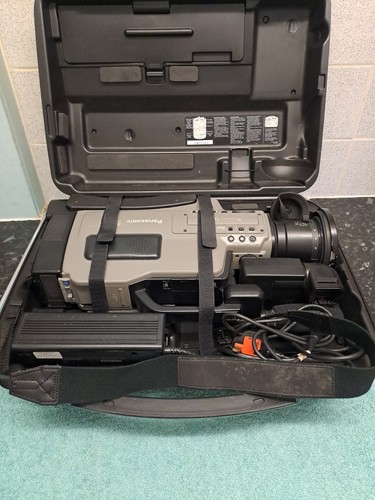 Videocamera panasonic dp200 - videocamera,